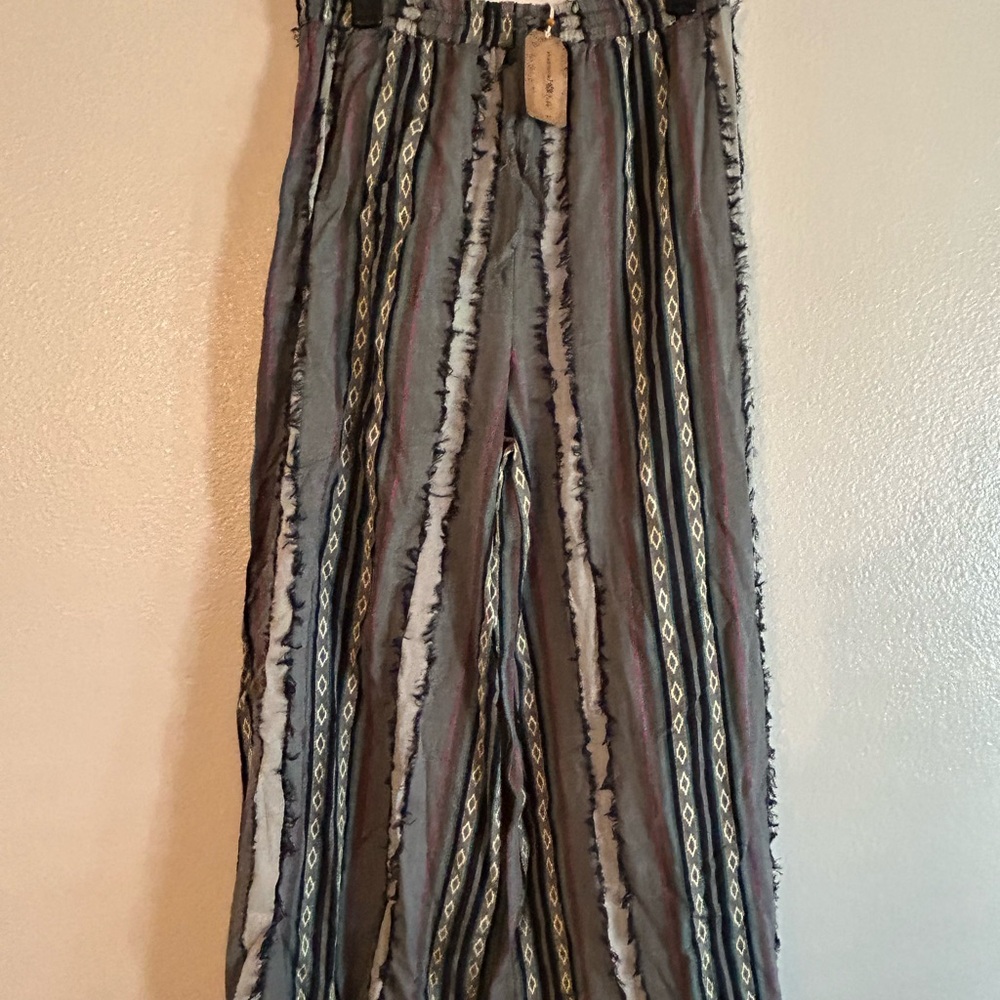 NATURAL LIFE Striped Wide Leg Pants - Gray and Black